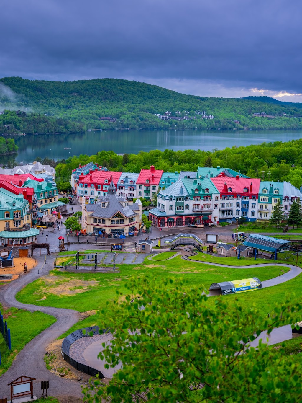 Tribu Tremblant | 1000 Chem. des Voyageurs, Mont-Tremblant, QC J8E 1T1, Canada | Phone: (450) 822-9646