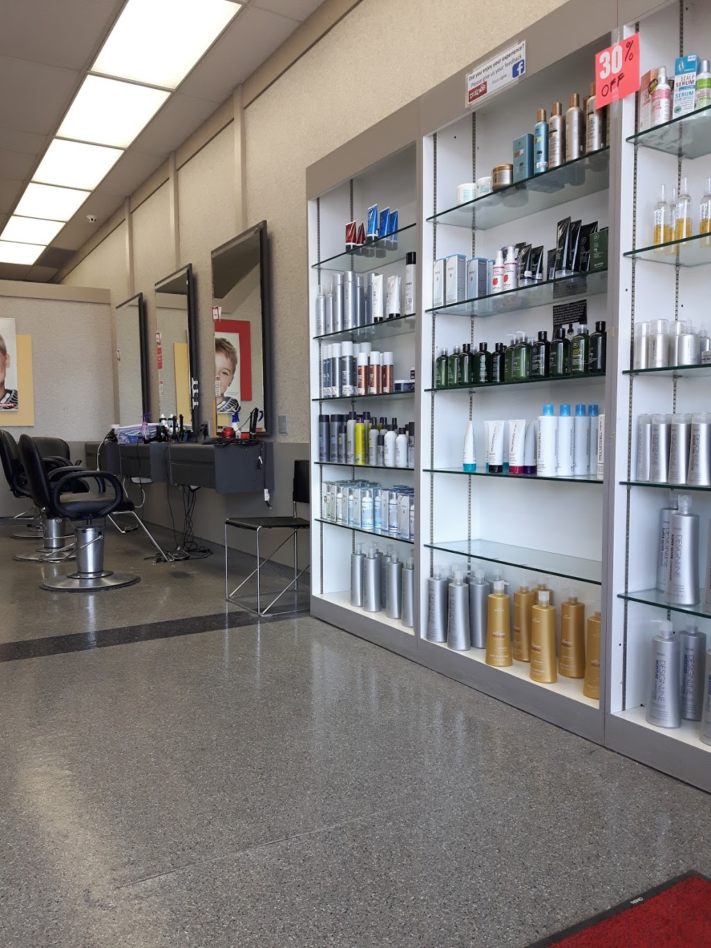 First Choice Haircutters | 580 Montreal Rd #3, Ottawa, ON K1G 1A4, Canada | Phone: (613) 746-7231