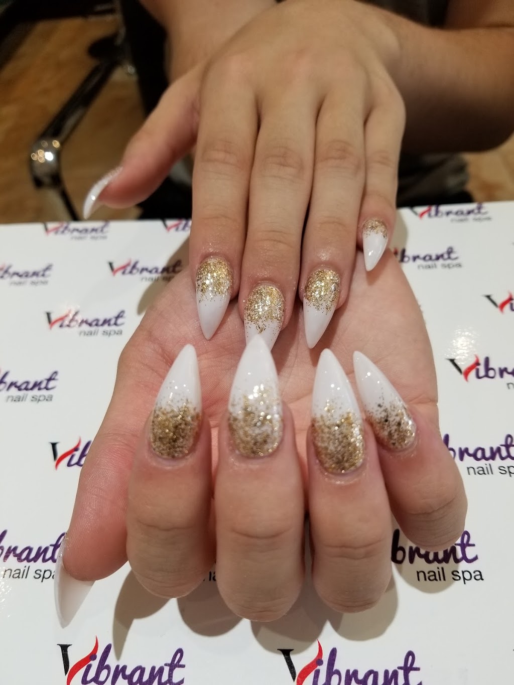 Vibrant Nail Spa | 2620 Rutherford Rd B109, Maple, ON L4K 0H1, Canada | Phone: (905) 417-9933