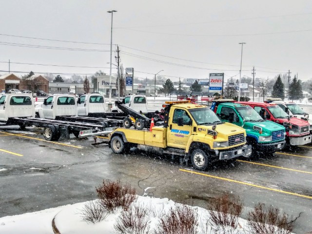 Owen Sound Towing & Service | 2230 18th Ave E #114, Owen Sound, ON N4K 5P1, Canada | Phone: (855) 425-4900