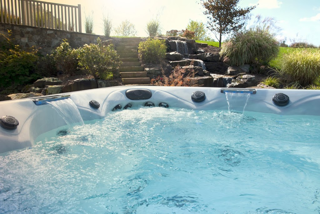 Master Spas of Kitchener Waterloo | 17 Manitou Dr, Kitchener, ON N2C 1K9, Canada | Phone: (519) 895-0606