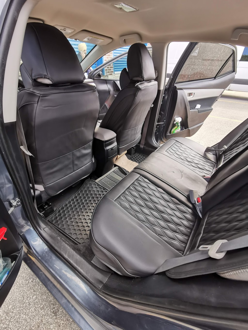 Star5 seat covers | 3680 Victoria Park Ave, Toronto, ON M2H 3K1, Canada | Phone: (647) 896-8880