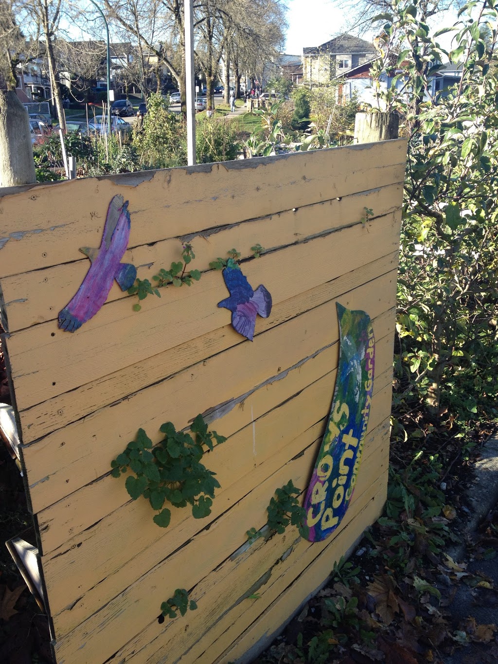 Crows Point Community Garden | 2299 E 24th Ave, Vancouver, BC V5N 2V3, Canada