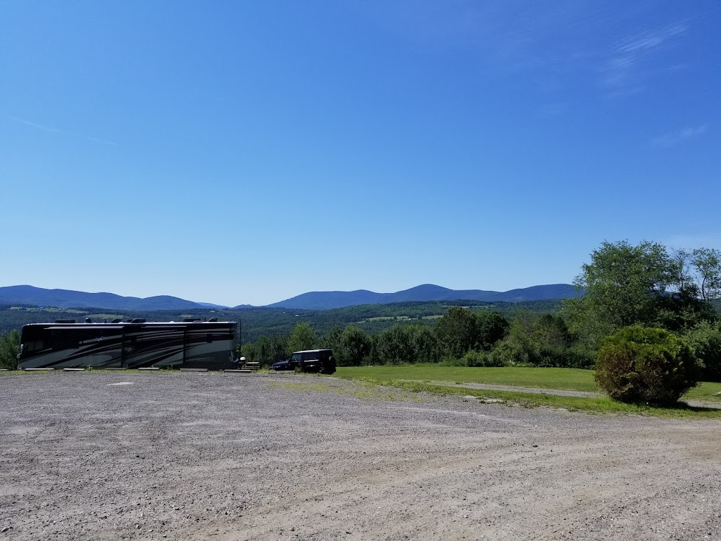 Notch View Inn & Campground | 54 Forbes Hill Rd, Colebrook, NH 03576, USA | Phone: (603) 237-4237